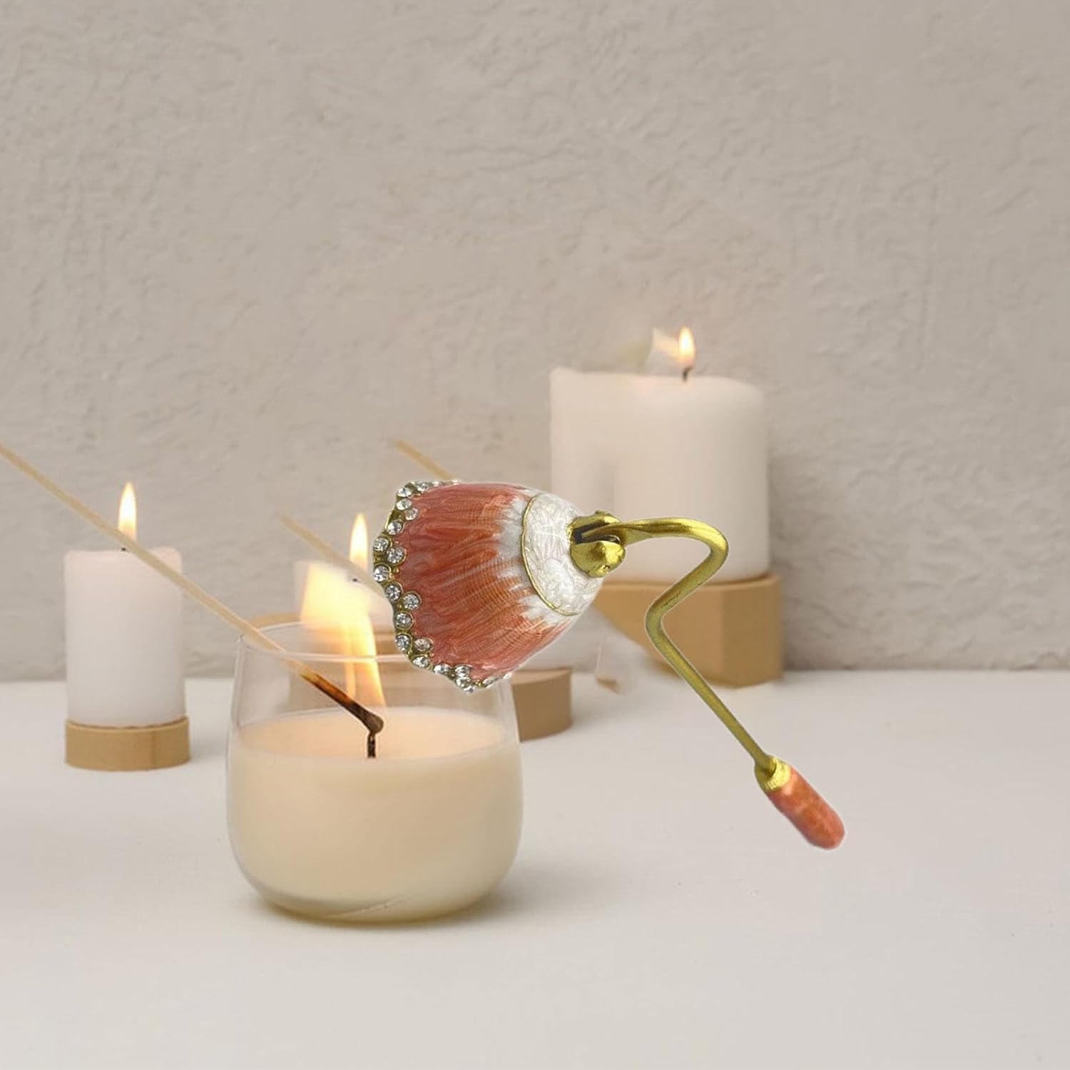 Fenteer Candle Snuffer with Pink Design