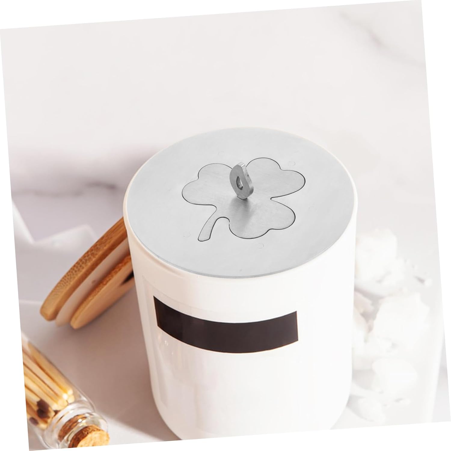 Stainless Steel Aromatherapy Candle Snuffer with Wind and Dust Protection