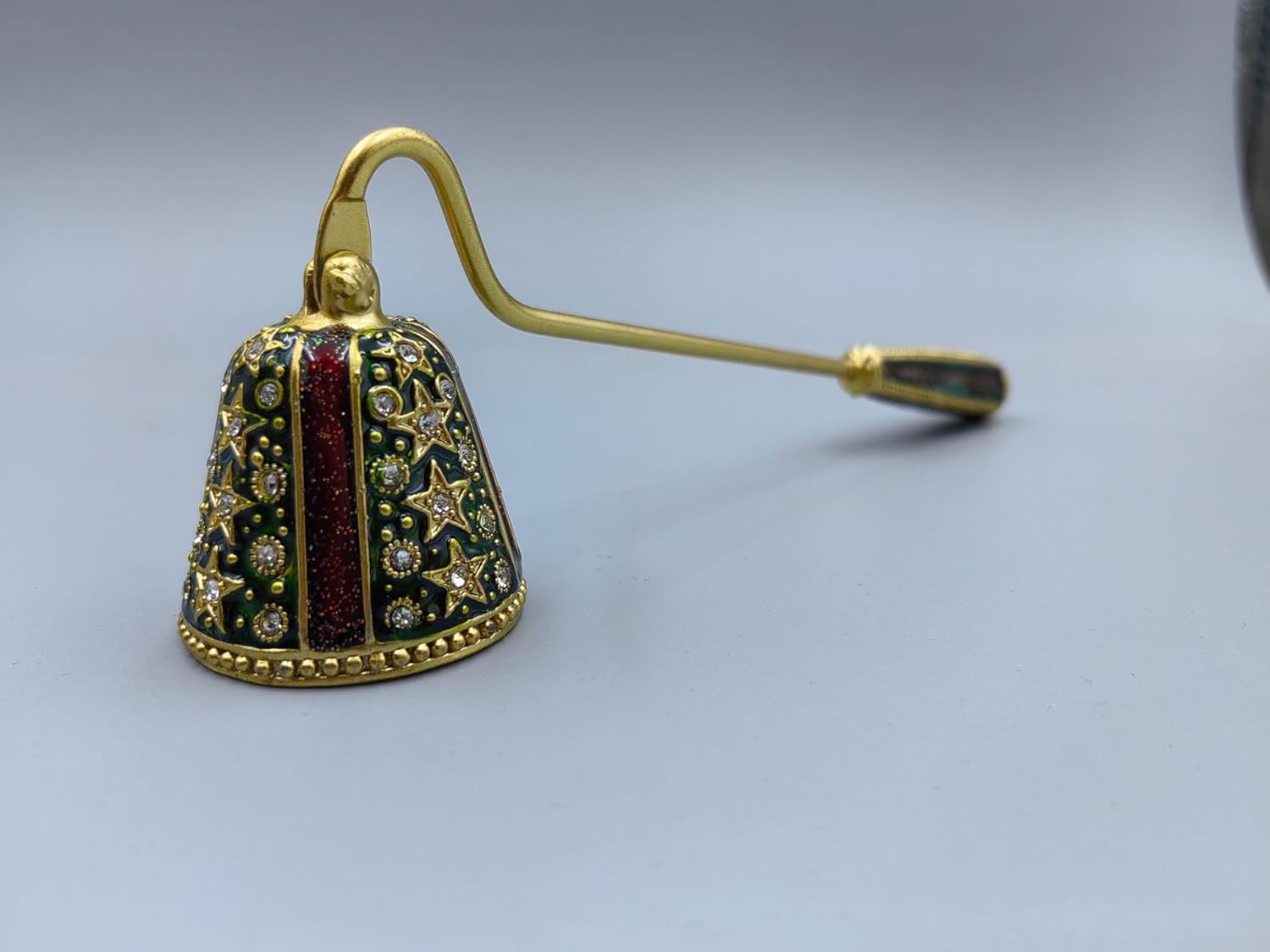 Earssa Vintage Candle Snuffer with Long Handle