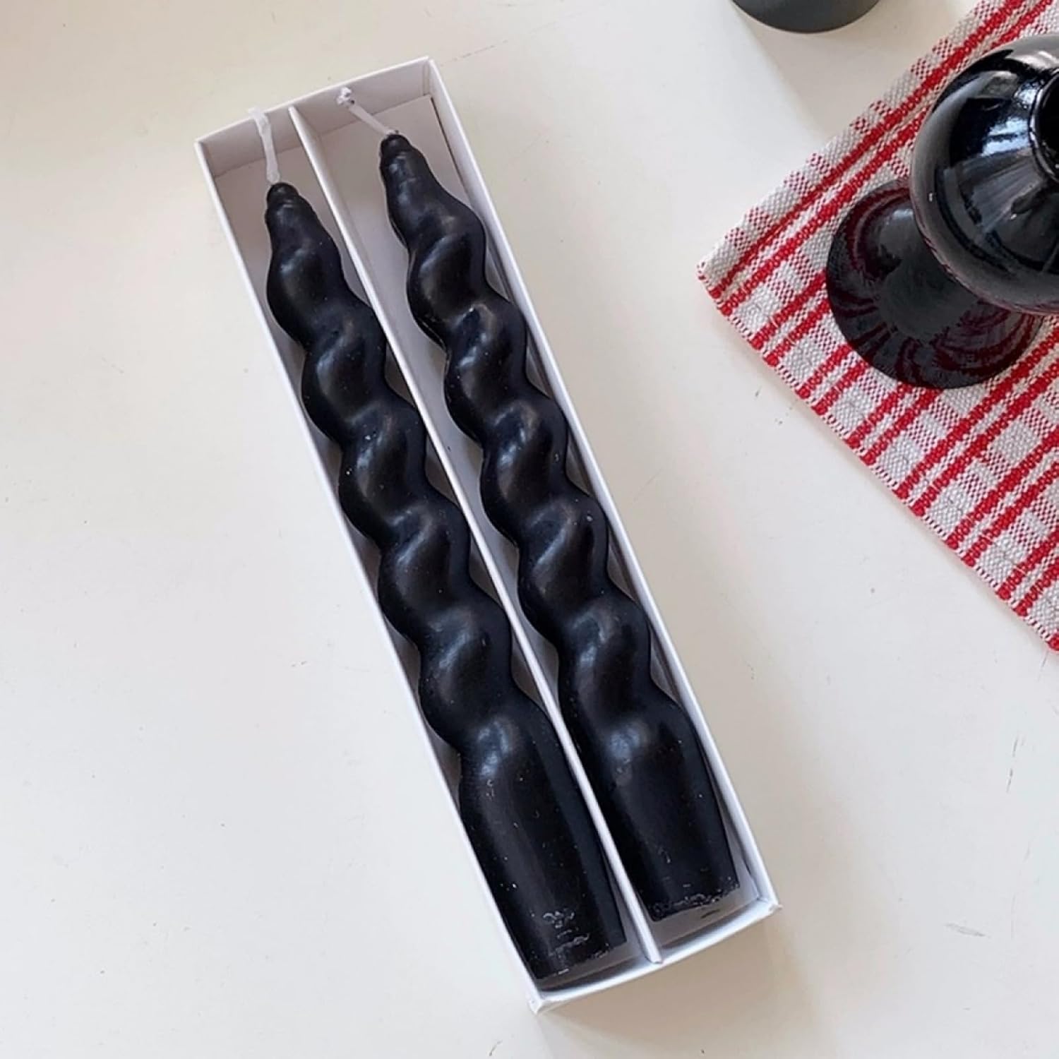 Berkebun 20cm Spiral Taper Dinner Candles 2pcs Black