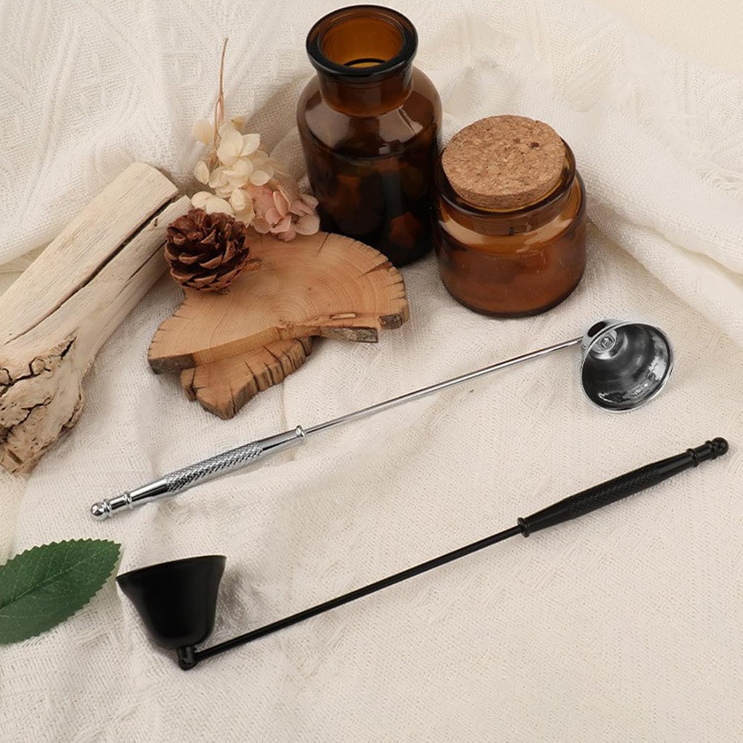 Tainrunse Metal Candle Snuffer with Long Handle